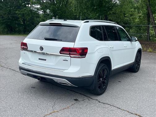 Pure White 2019 Volkswagen Atlas 3.6L SEL Premium