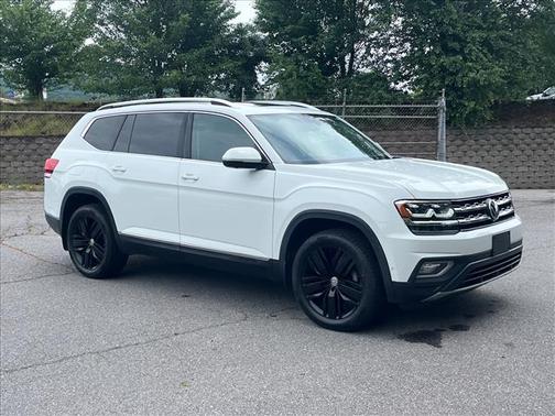 Pure White 2019 Volkswagen Atlas 3.6L SEL Premium