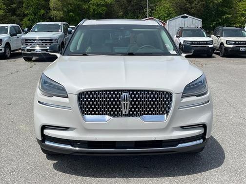 Ceramic Pearl 2024 Lincoln Aviator Reserve AWD