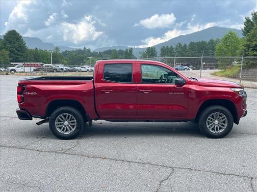 Radiant Red 2026 Chevrolet Colorado LT
