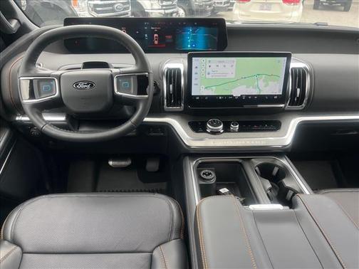Agate Black Metallic 2026 Ford Expedition Tremor