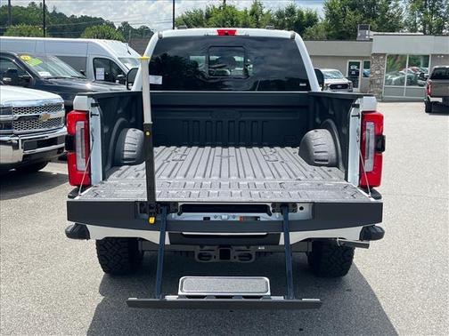 Star White 2026 Ford F-350 Platinum