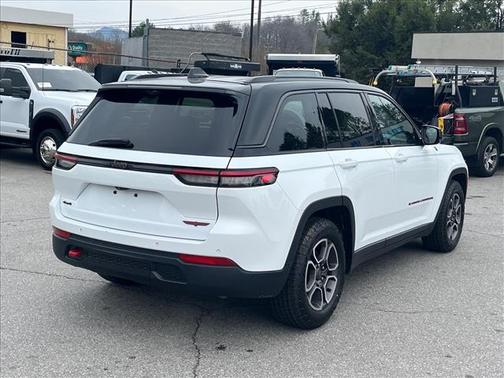2022 Jeep Grand Cherokee Trailhawk