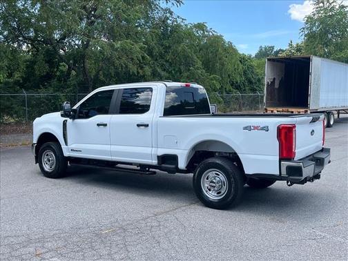 Oxford White 2026 Ford F-350 XL