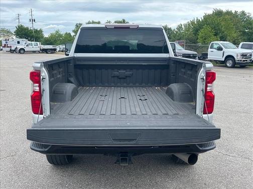 Silver Ice Metallic 2022 Chevrolet Silverado 2500 Custom
