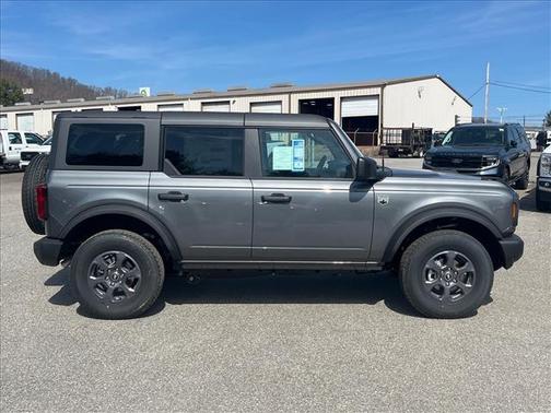 Carbonized Gray Metallic 2026 Ford Bronco Big Bend