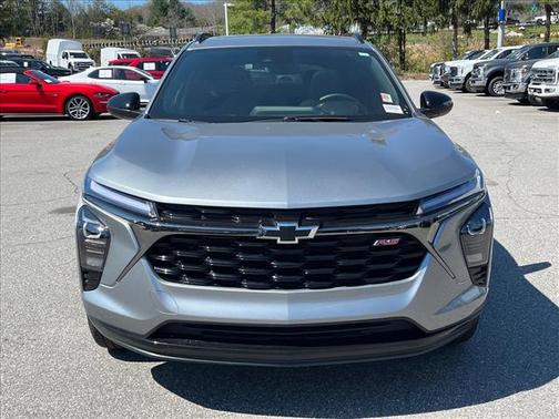 Sterling Gray Metallic 2025 Chevrolet Trax 2RS