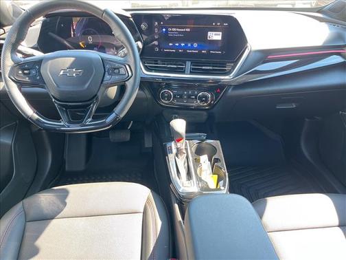 Sterling Gray Metallic 2025 Chevrolet Trax 2RS