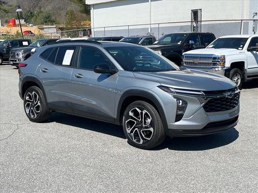 Sterling Gray Metallic 2025 Chevrolet Trax 2RS