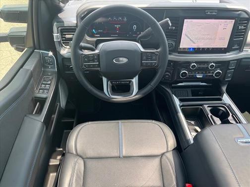 2025 Ford F-250 PLATINUM