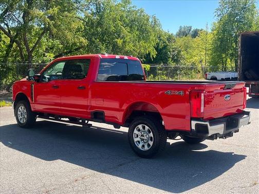 Race Red 2024 Ford F-250 XLT