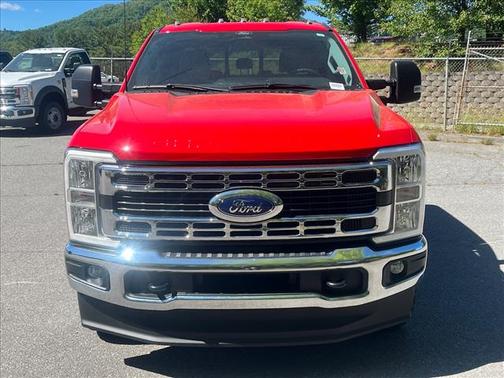Race Red 2024 Ford F-250 XLT