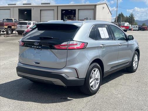 Iconic Silver 2023 Ford Edge SEL