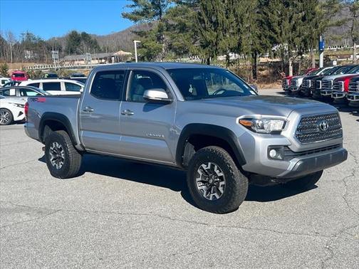 2017 Toyota Tacoma TRD OFF ROAD