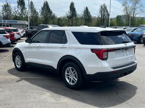 Star White 2026 Ford Explorer Active