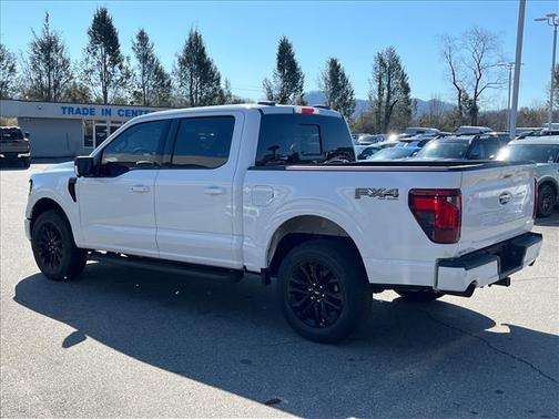 Oxford White 2025 Ford F-150 XLT