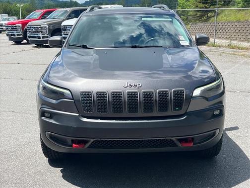 Granite Crystal Clearcoat Metallic 2019 Jeep Cherokee Trailhawk