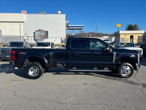 2024 Ford F-350 Lariat Super Duty