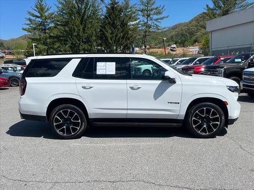 Summit White 2022 Chevrolet Tahoe RST