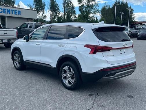 2022 Hyundai SANTA FE SE