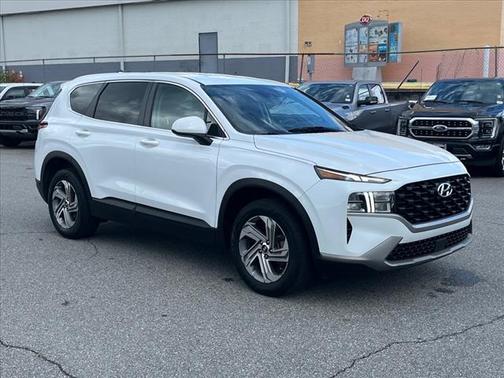 2022 Hyundai SANTA FE SE