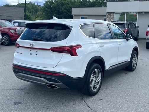 2022 Hyundai SANTA FE SE