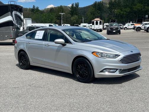 Ingot Silver 2017 Ford Fusion SE