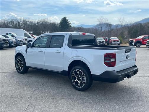Space White Metallic 2026 Ford Maverick Lariat
