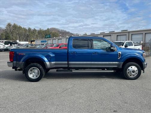 2022 Ford F-450 Lariat