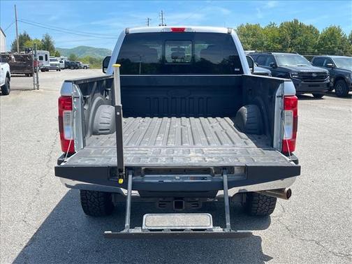 Ingot Silver Metallic 2019 Ford F-250 XLT
