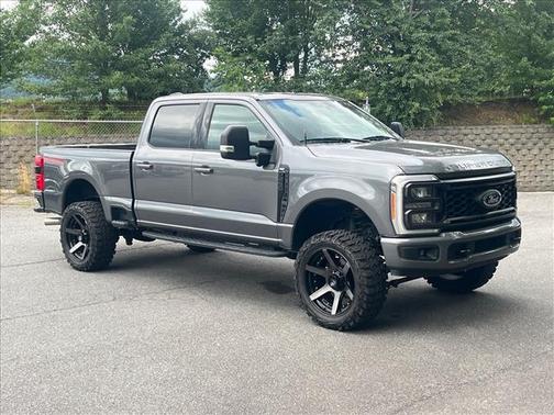Carbonized Gray Metallic 2023 Ford F-250 XLT