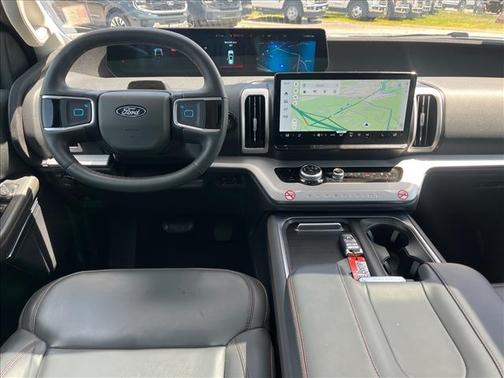 Agate Black 2025 Ford Expedition Active