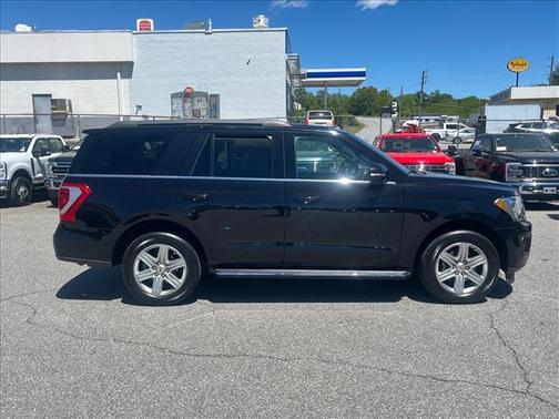 Agate Black Metallic 2019 Ford Expedition XLT