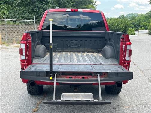 Rapid Red Metallic Tinted Clearcoat 2023 Ford F-150 Platinum