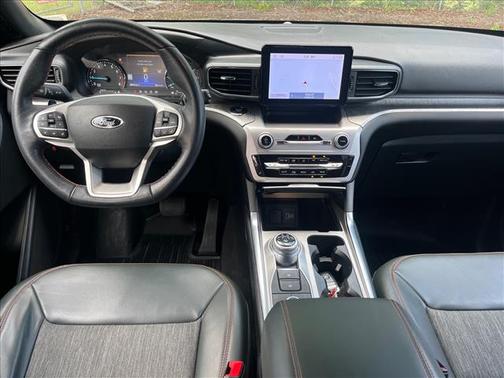 Agate Black 2023 Ford Explorer Timberline
