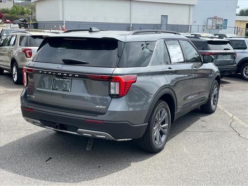 Carbonized Gray 2026 Ford Explorer Active
