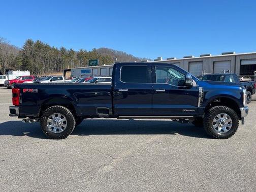 2024 Ford F-350 Lariat Super Duty