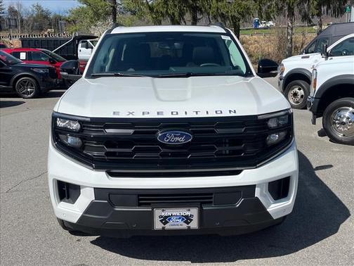 Star White 2026 Ford Expedition Max Active