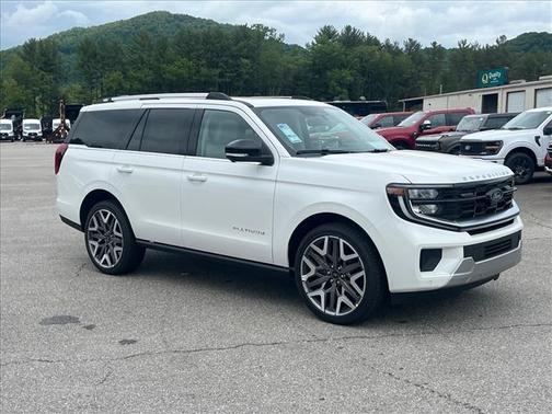 Star White 2026 Ford Expedition Platinum