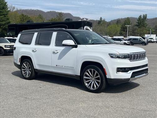 2022 Jeep Grand Wagoneer Series II