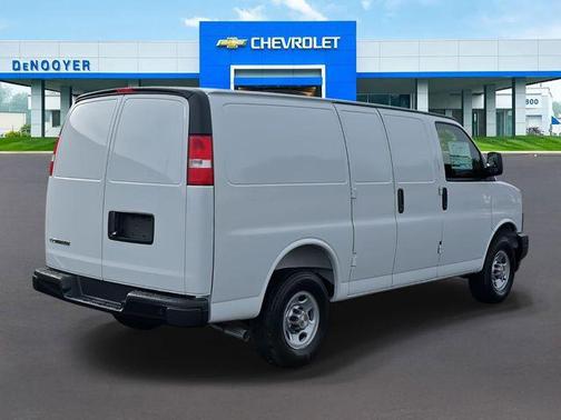 2025 Chevrolet Express 2500 RWD 2500 Regular Wheelbase WT