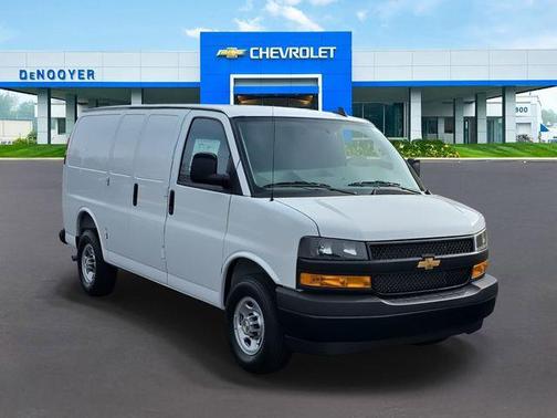 2025 Chevrolet Express 2500 RWD 2500 Regular Wheelbase WT