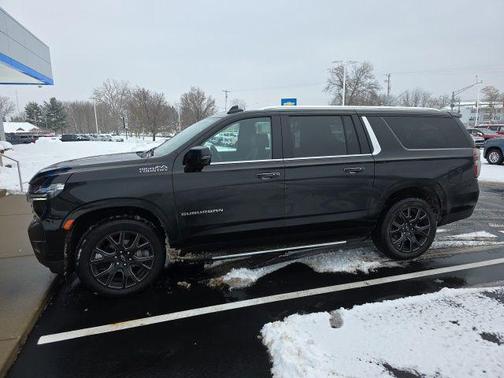 2023 Chevrolet Suburban 4WD High Country