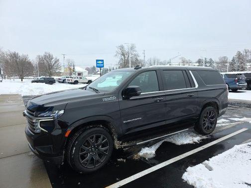 2023 Chevrolet Suburban 4WD High Country
