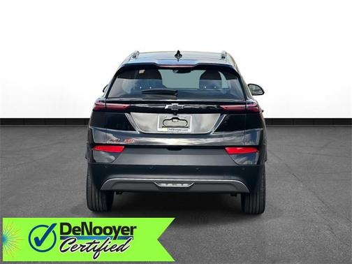 2023 Chevrolet Bolt EUV FWD LT