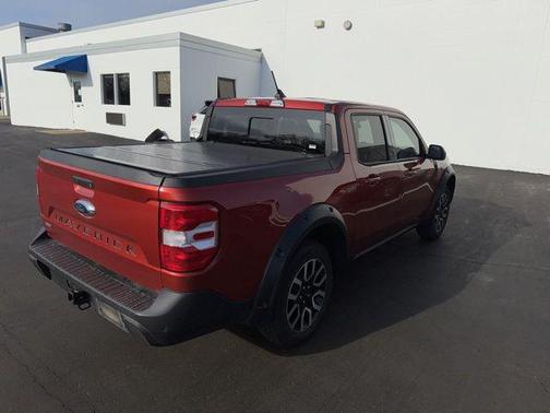 Chili Pepper Red 2024 Ford Maverick Lariat