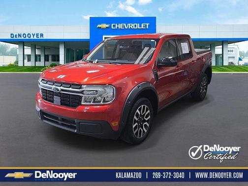 Chili Pepper Red 2024 Ford Maverick Lariat