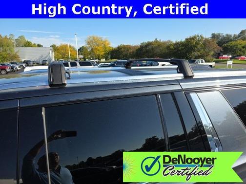 2021 Chevrolet Suburban 4WD High Country