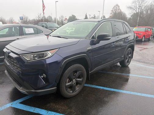 2019 Toyota RAV4 Hybrid SE