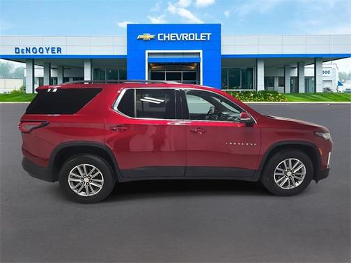 2023 Chevrolet Traverse LT Cloth